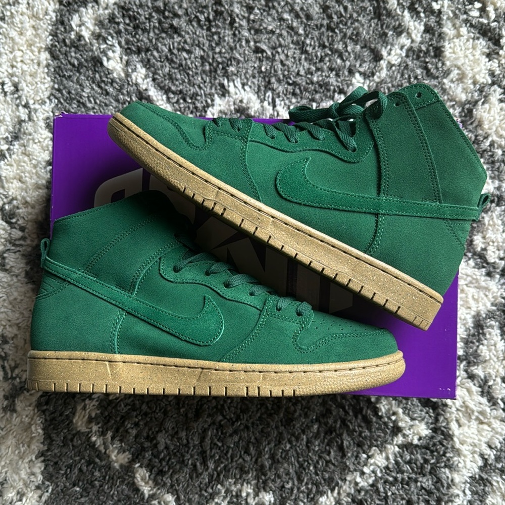 [NEW] Nike SB Dunk High ‘Gorge Green’